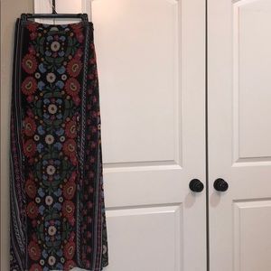 Show Me Your Mumu double slit maxi skirt 😍